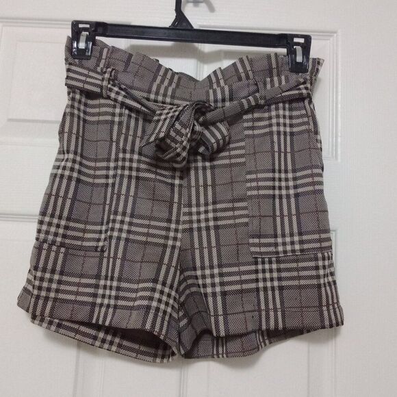 Plaid Shorts Size Large Paperbag Waist Front Pockets Transitional - Picture 2 of 8